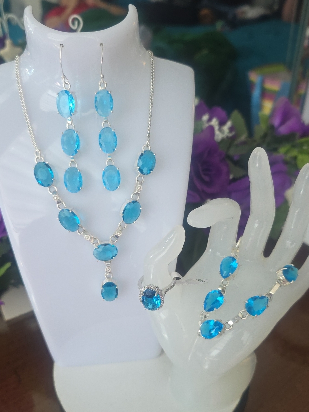 (NWT) Swiss Blue Topaz Set